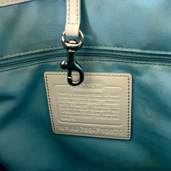 Rare Coach Floral Bumblebee Signature C tote bags - Picture 8 of 11